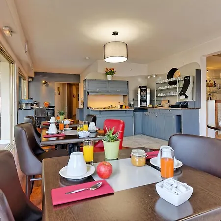 Otel The Originals City, Le Beaujoire, 3*